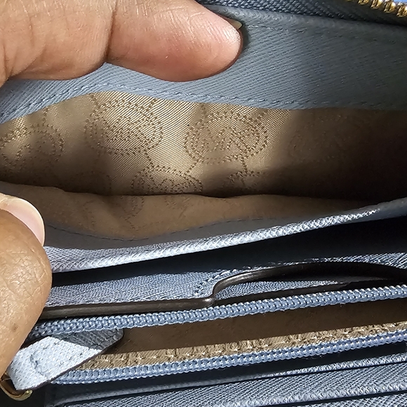 NWT Michael Kors wallet - Picture 5 of 10